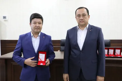 ESHANKULOV RUSTAM MAMUROVICH O‘ZBEKISTON RESPUBLIKASI SOG‘LIQNI SAQLASH A'LOCHISI” KO‘KRAK NISHONI BILAN MUKOFOTLANDI!