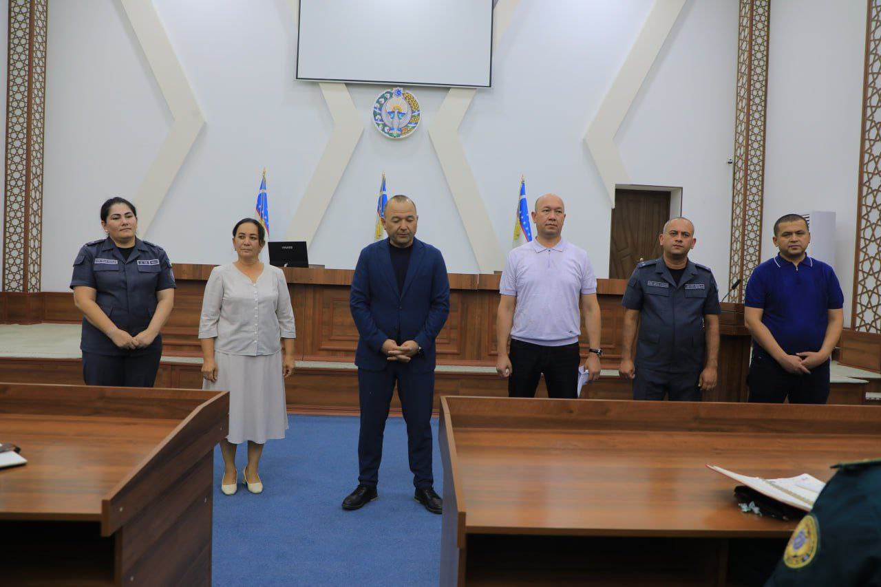 "Xavfsiz hudud va mulkiy turdagi jinoyatlar profilaktikasi oyligi" doirasida Paxtachi tumani: "Xavfsiz hudud va mulkiy turdagi jinoyatlar profilaktikasi oyligi" doirasida targ‘ibot ishlari olib borilib bukletlar tarqatilmoqda. Potranaj hamshiralar tomonidan oilalarga borilib oila a’zolari tibbiy ko‘rikdan o‘tkazilmoqda. Paxtachi tuman IIB JXX Probasiya guruhi tomonidan nazorat ostidagi shaxslar uchun "Ishga marhamat" tadbiri tuman Kambag’allikni qisqartirish va bandlik bo’limi bilan hamkorlikda tashkil etildi. Shuningdek, yakka tartibda profilaktik suhbatlar ham o‘tkazilmoqda.
